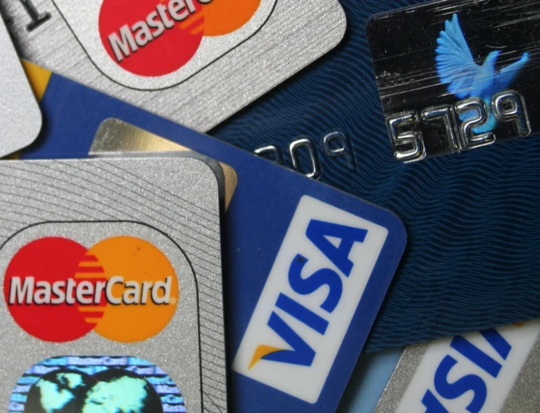 What's the Difference Between a Mastercard and a Visa Card?